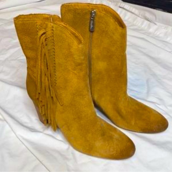 Charles By David Charles Boulder Fringe Mid Boots Size 7M - Picture 1 of 6